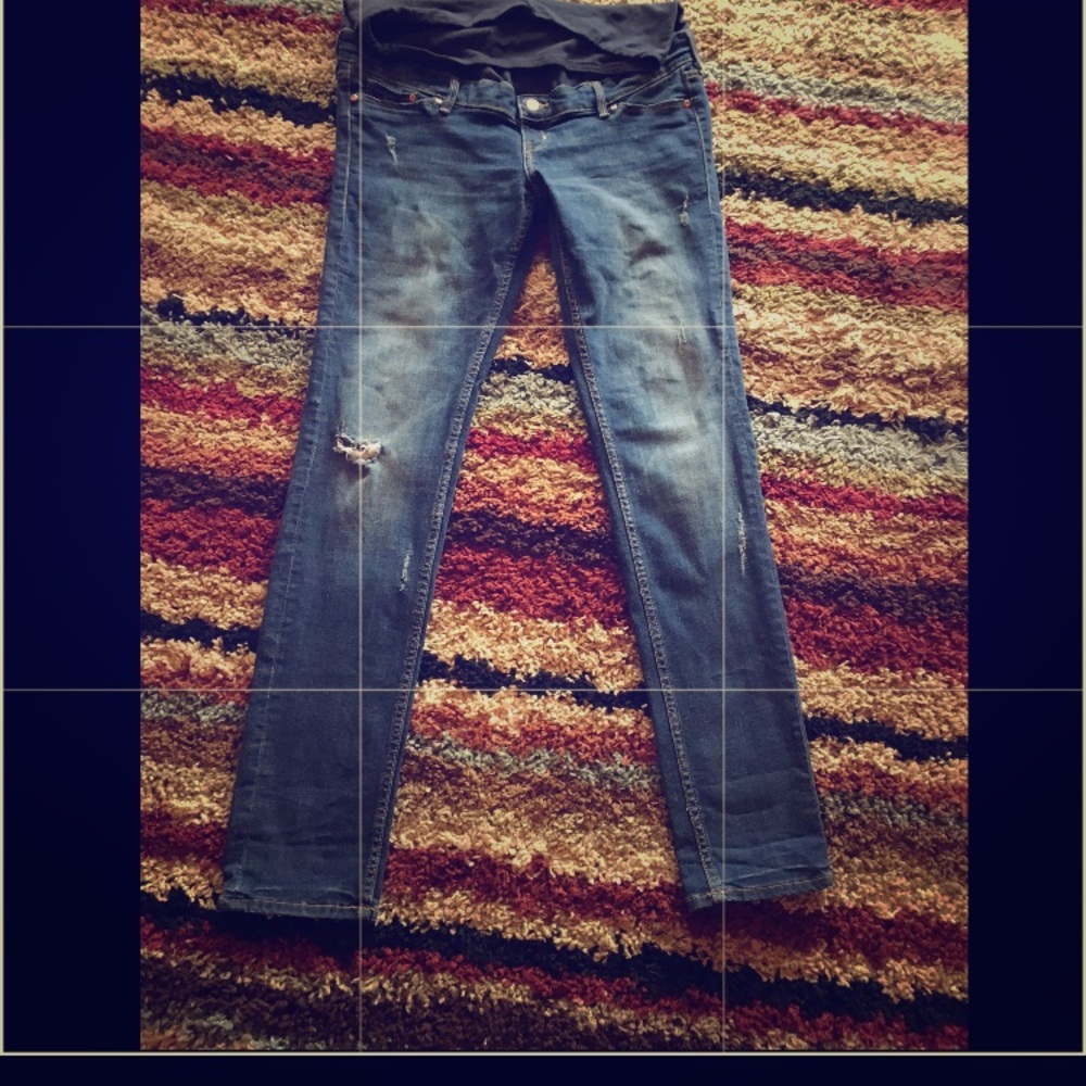 H&M Mama Skinny Jeans